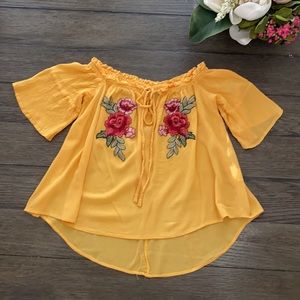 Girls Small mustard blouse w embroidered design